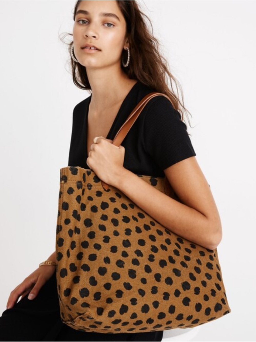 The Canvas Transport Tote in Painted Spots